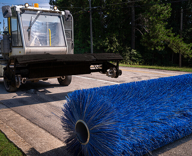 Roadtec FB-100 Asphalt Broom Quick Change Head