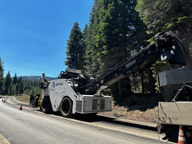 Herrmann Equipment Astec Roadtec Shuttlebuggy SB-3000