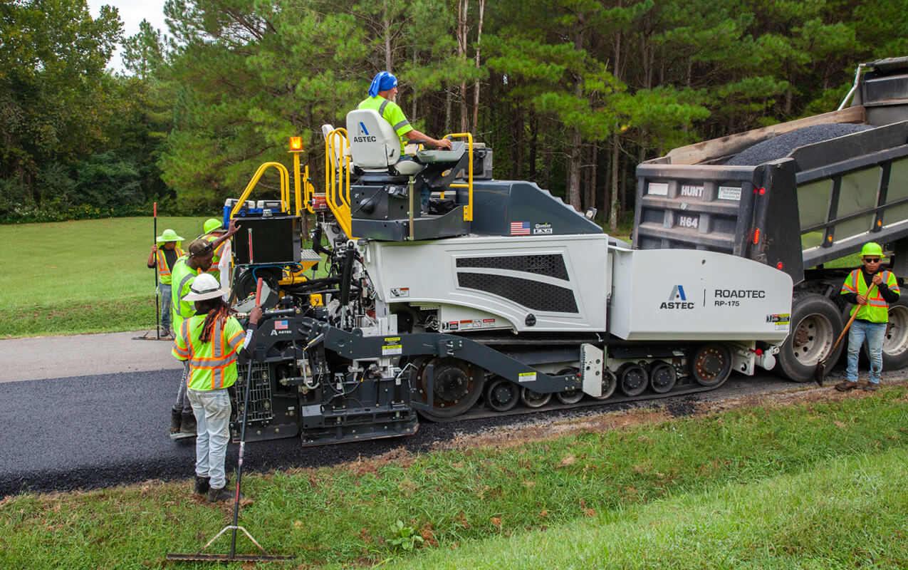 Roadtec Highway Class Asphalt Paver RP-175