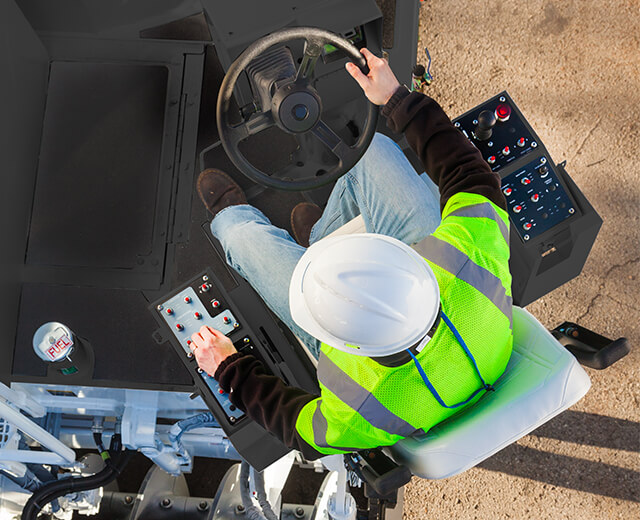 Roadtec Highway Class Asphalt Pavers Swing Out Operator Stations