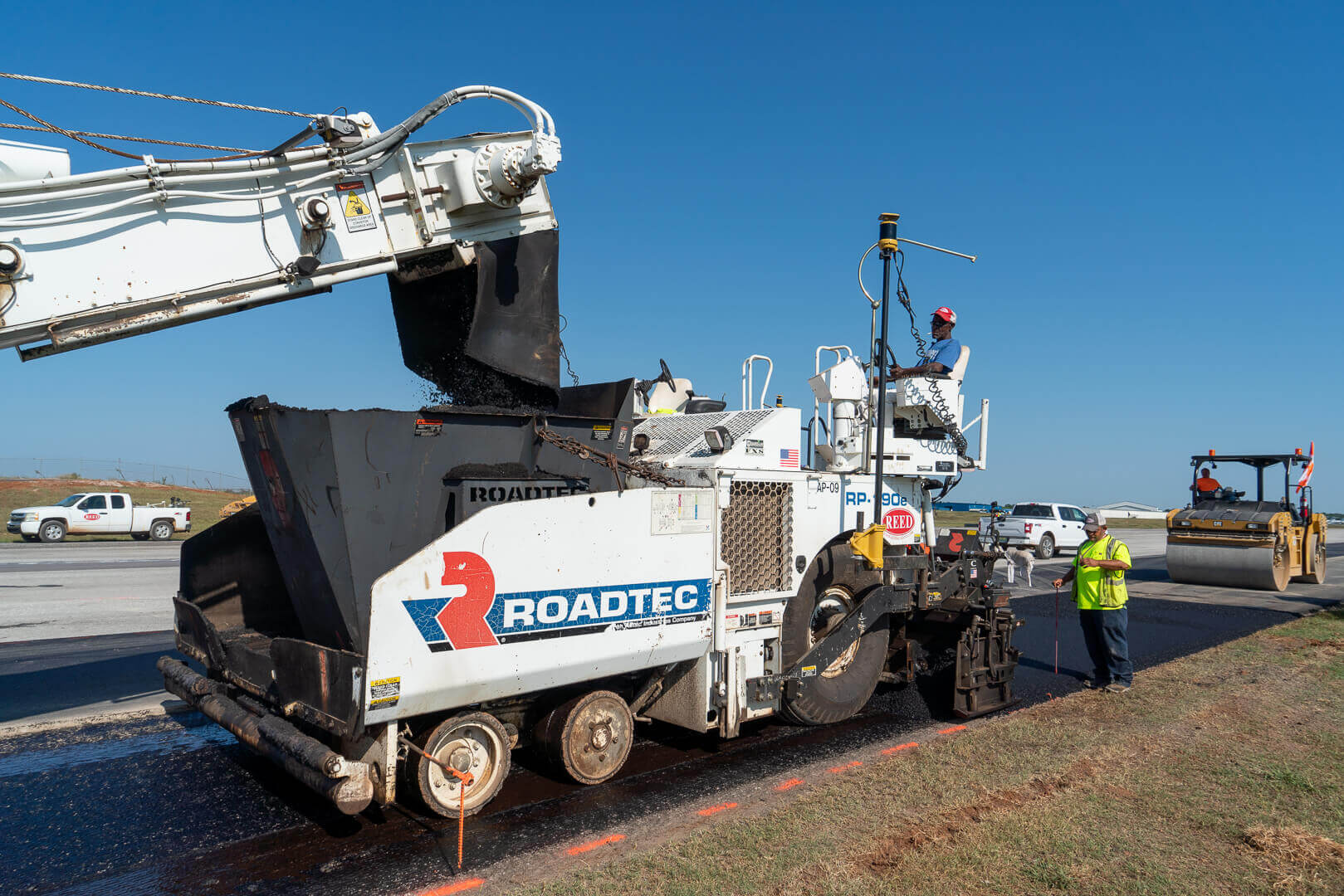 Roadtec RP-190 Highway Class Asphalt Paver