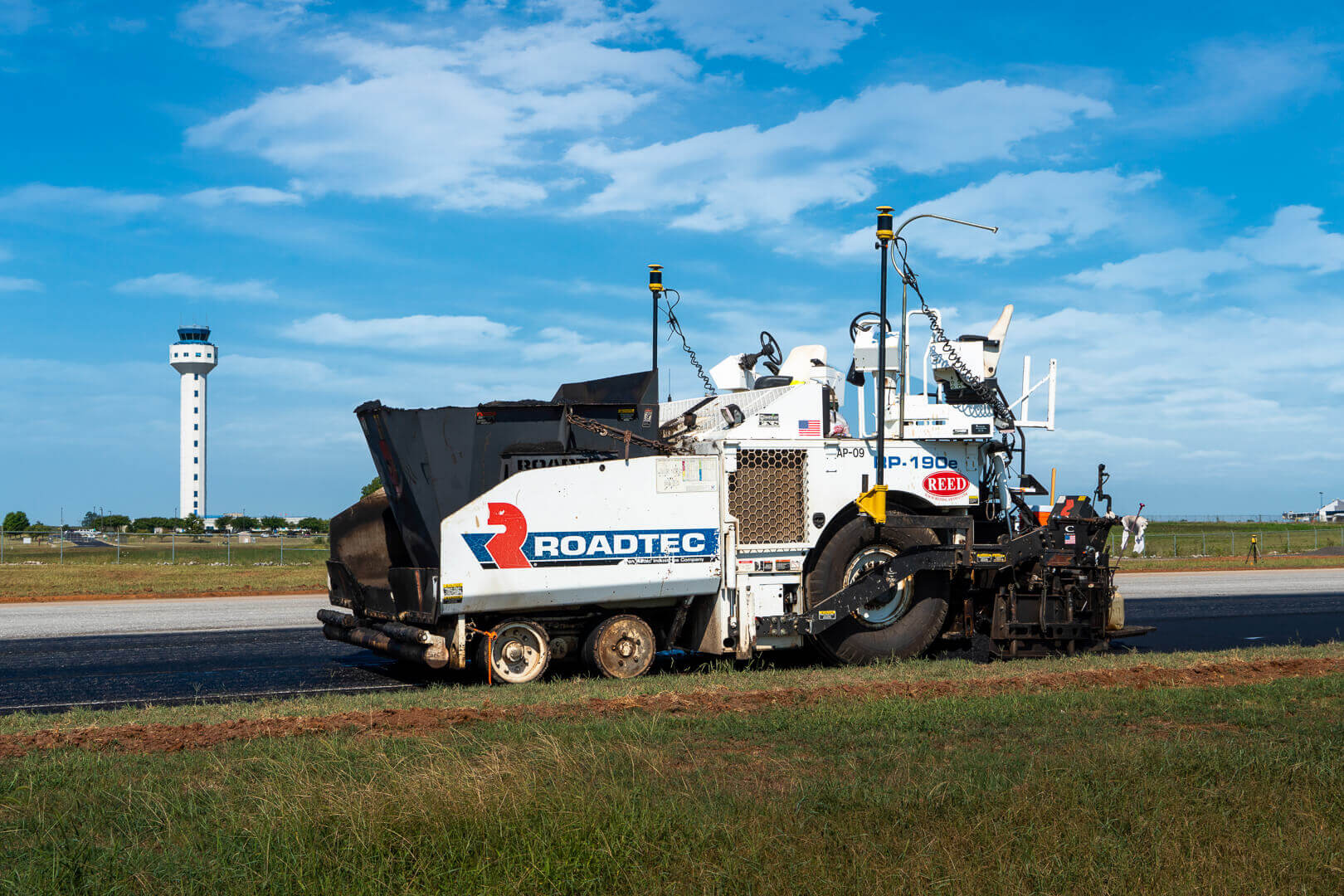 Roadtec RP-190 Highway Class Asphalt Paver