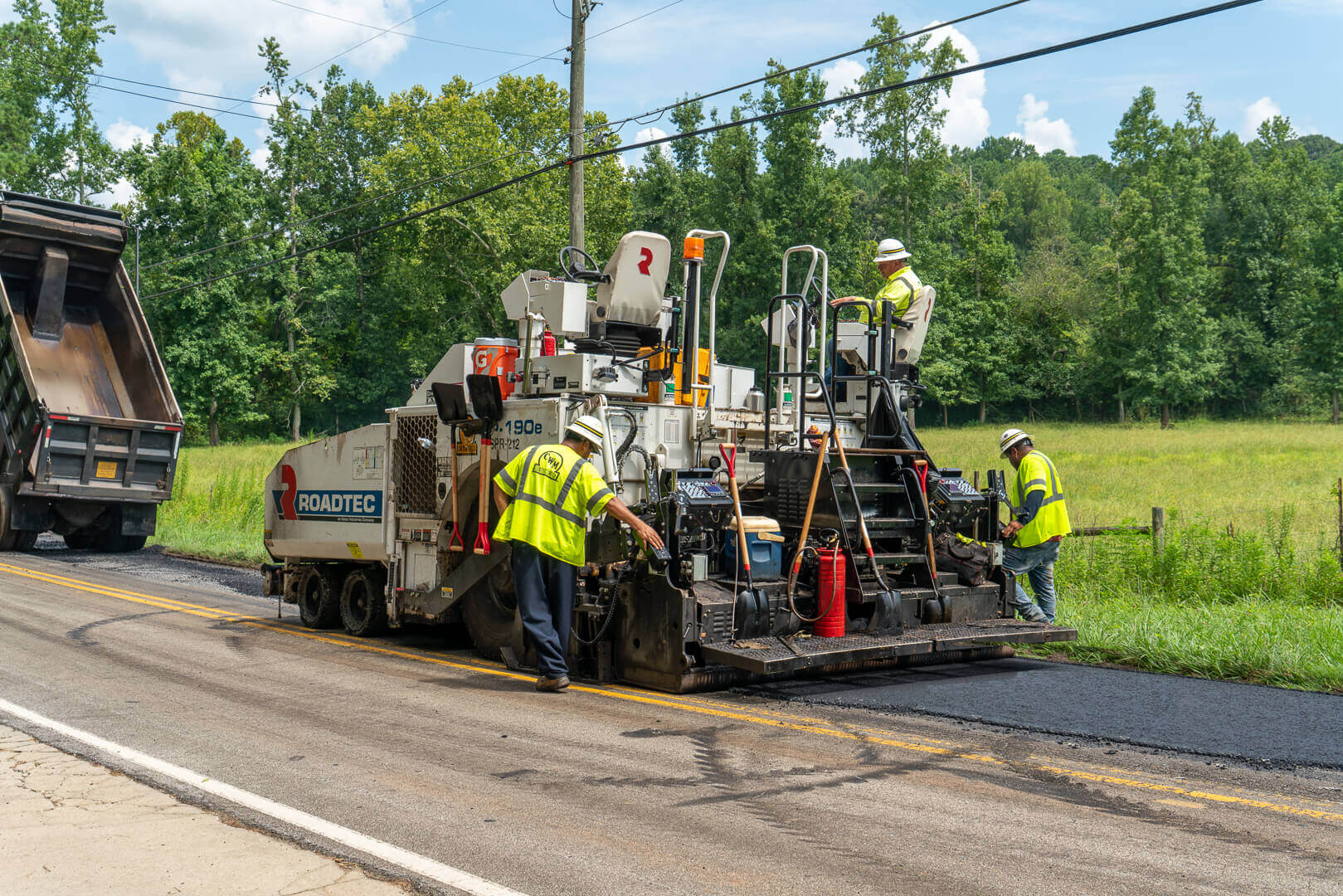 Roadtec RP-190 Highway Class Asphalt Paver