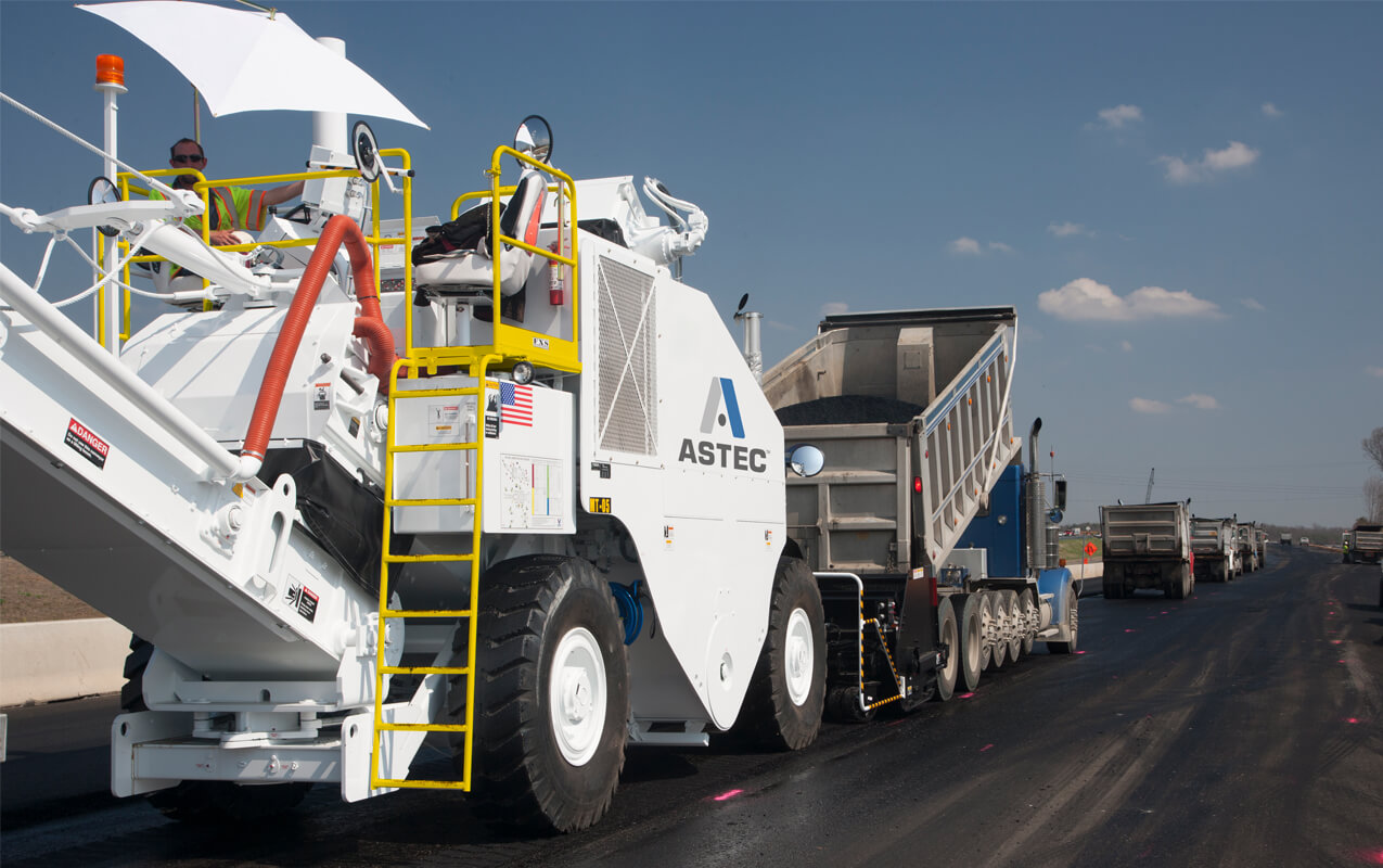 Roadtec SB-1500 Working