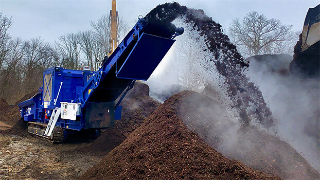 1710D Horizontal Grinder Making Mulch